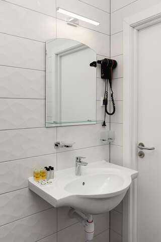 Гостиница Берлин Калининград Улучшенный семейный номер-15