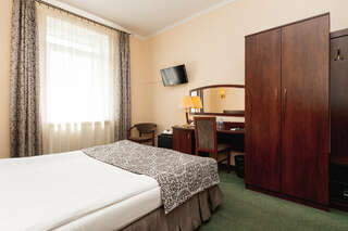 Гостиница Берлин Калининград Стандартный двухместный номер с 1 кроватью или 2 отдельными кроватями-8