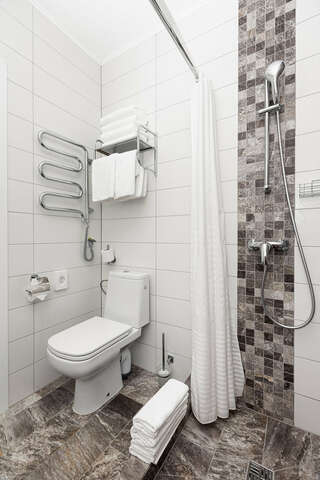 Гостиница Берлин Калининград Улучшенный семейный номер-11